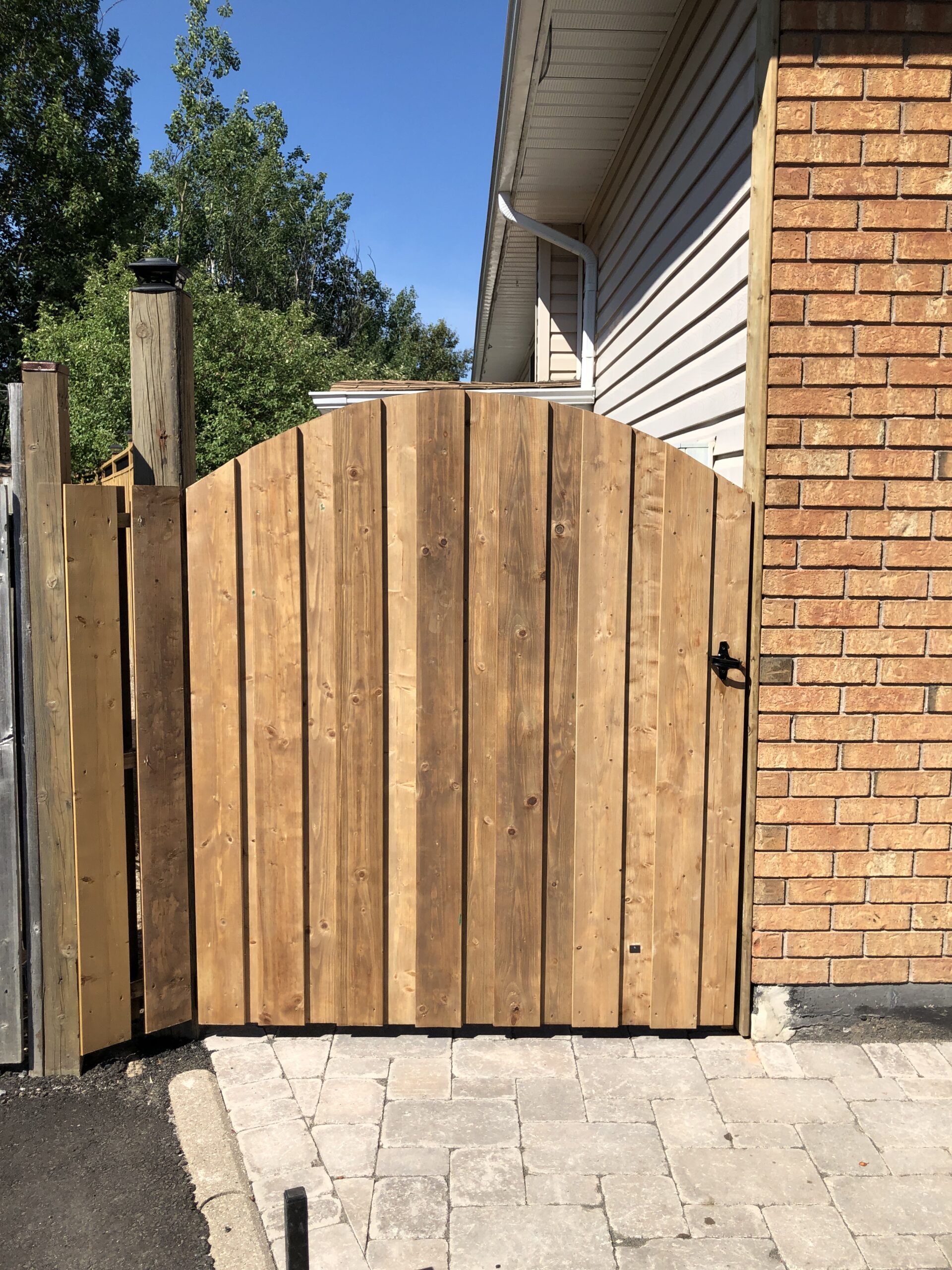 Trusted fence installation experts in North Bay providing durable weather-resistant fencing solutions